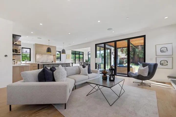 , Burlingame, California 94010