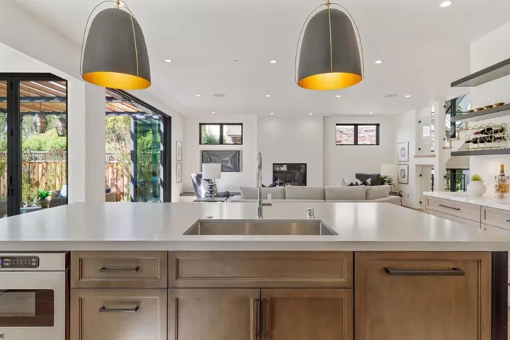 , Burlingame, California 94010