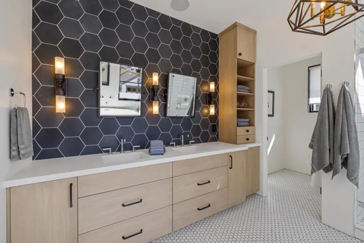 , Burlingame, California 94010