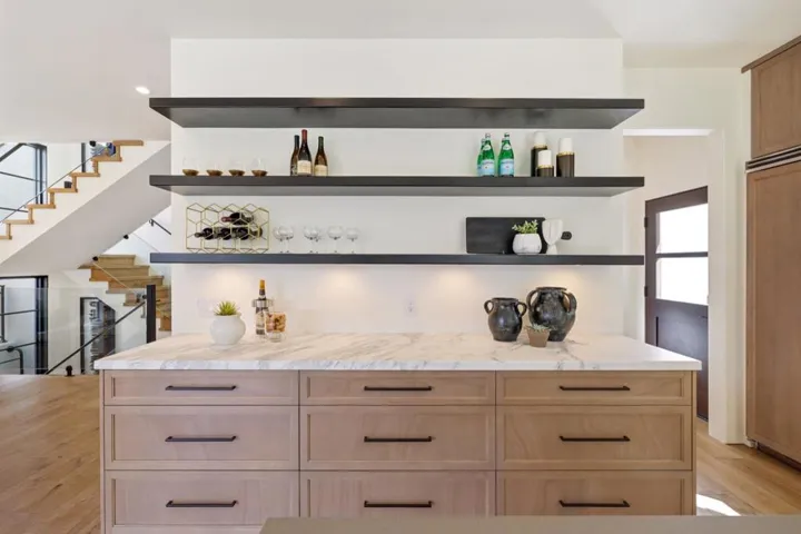 , Burlingame, California 94010