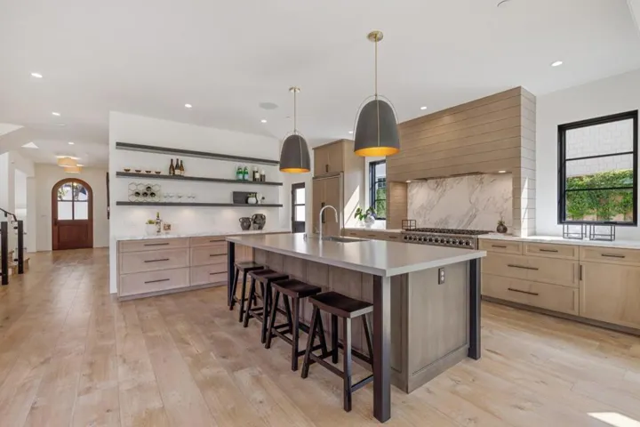 , Burlingame, California 94010