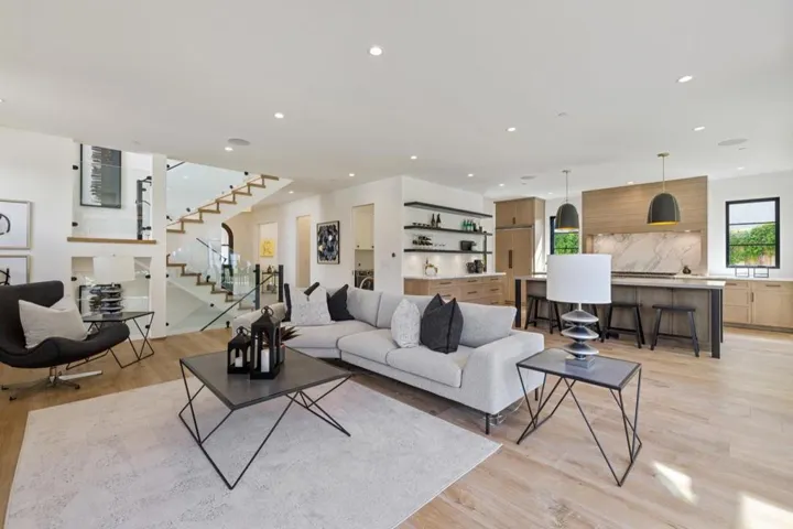 , Burlingame, California 94010