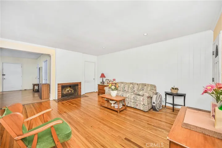 3197 Faust Avenue, Long Beach, California 90808