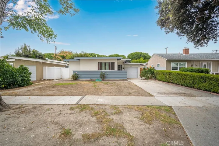 3197 Faust Avenue, Long Beach, California 90808