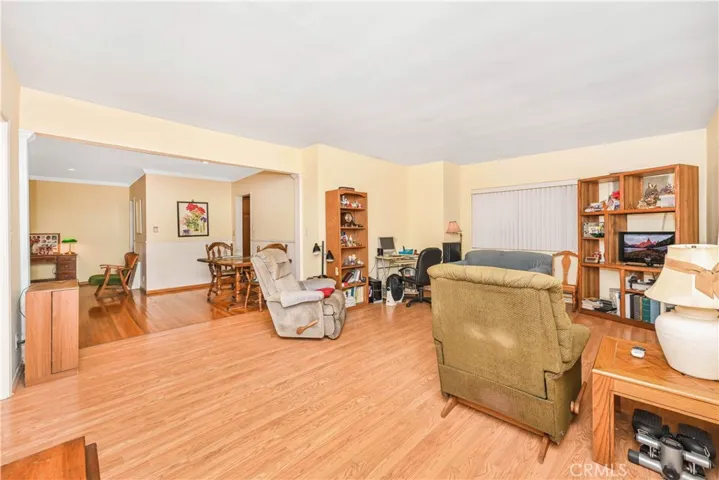 3197 Faust Avenue, Long Beach, California 90808