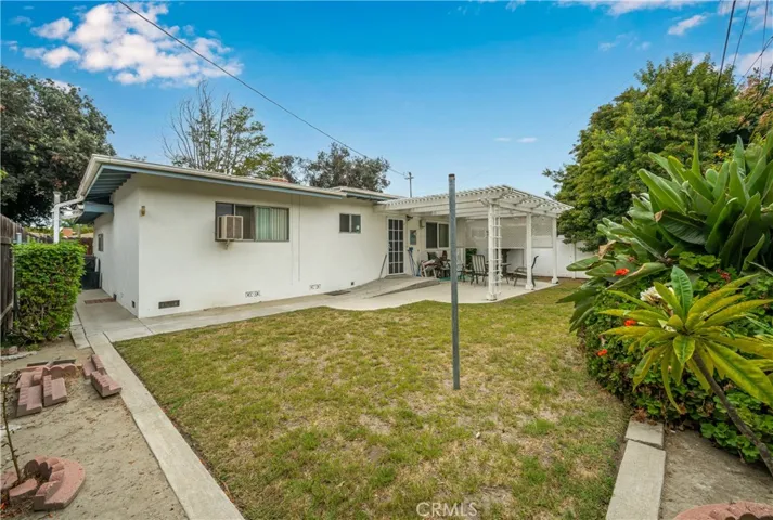 3197 Faust Avenue, Long Beach, California 90808