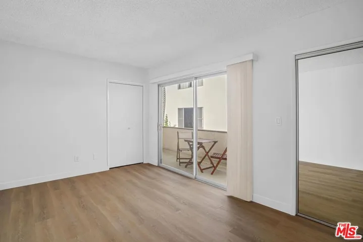 1208 California Avenue B, Santa Monica, California 90403