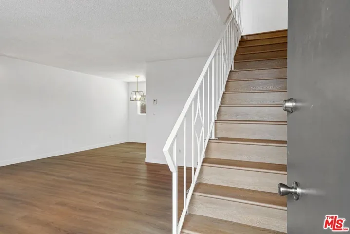 1208 California Avenue B, Santa Monica, California 90403
