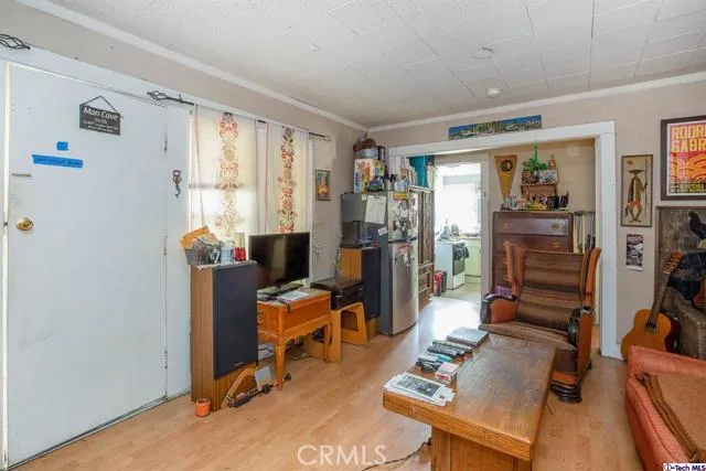 2126 Chickasaw Avenue, Los Angeles, California 90041