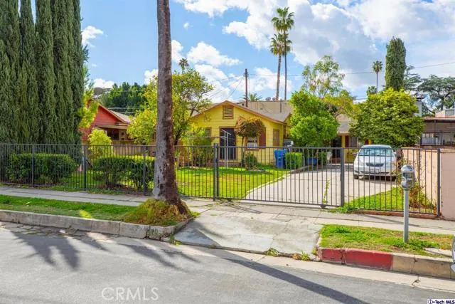 2126 Chickasaw Avenue, Los Angeles, California 90041