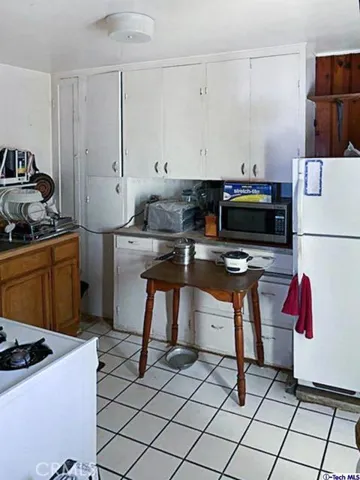 2126 Chickasaw Avenue, Los Angeles, California 90041