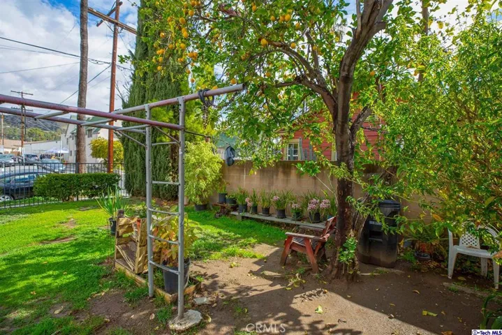 2126 Chickasaw Avenue, Los Angeles, California 90041