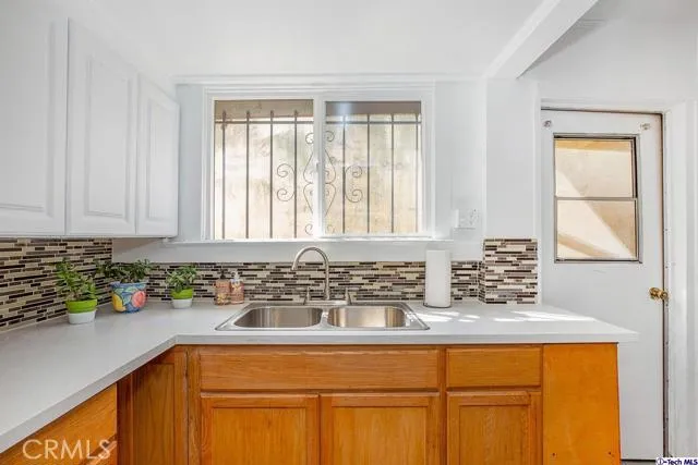 2126 Chickasaw Avenue, Los Angeles, California 90041