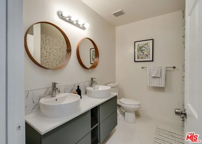 5036 E Echo Street 11, Los Angeles, California 90042