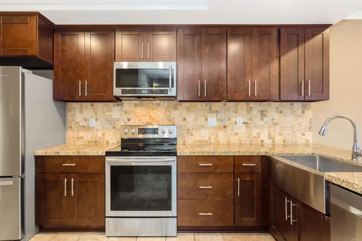 3006 Greenwich Street, Carlsbad, California 92010