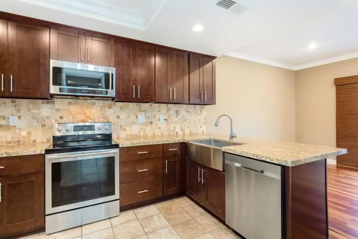 3006 Greenwich Street, Carlsbad, California 92010