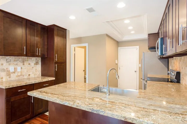 3006 Greenwich Street, Carlsbad, California 92010