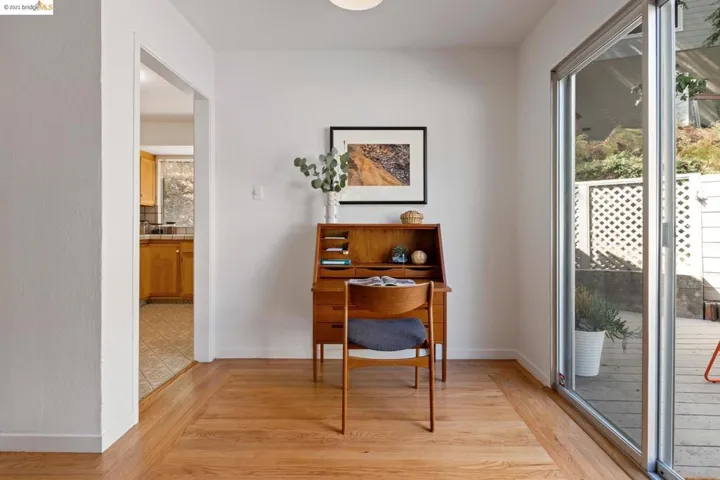7163 Saroni Drive, Oakland, California 94611