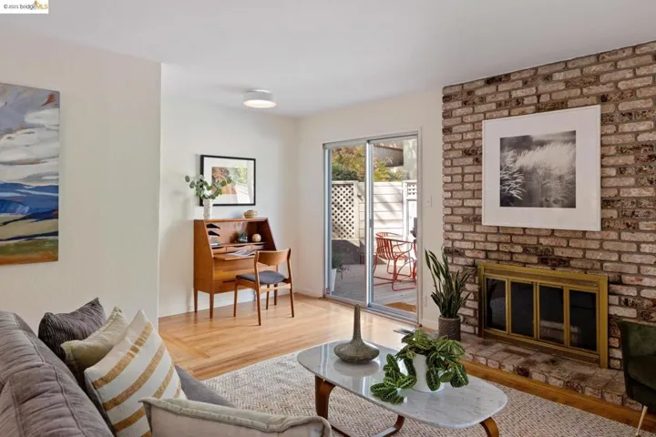 7163 Saroni Drive, Oakland, California 94611
