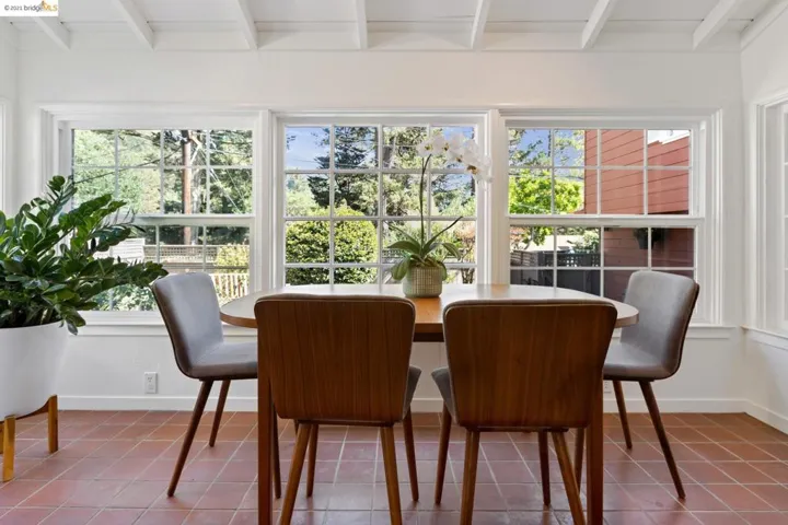 7163 Saroni Drive, Oakland, California 94611