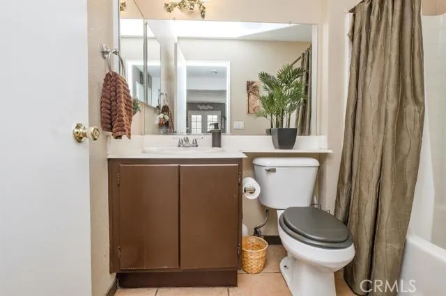 15151 Ivy Court, Adelanto, California 92301