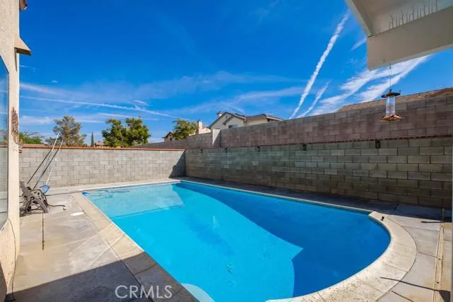 15151 Ivy Court, Adelanto, California 92301
