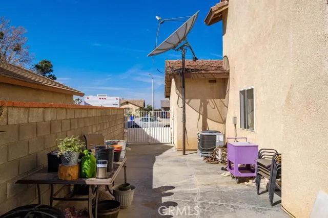 15151 Ivy Court, Adelanto, California 92301