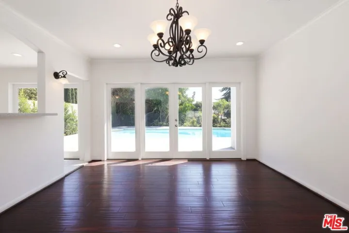600 Luton Drive, Glendale, California 91206