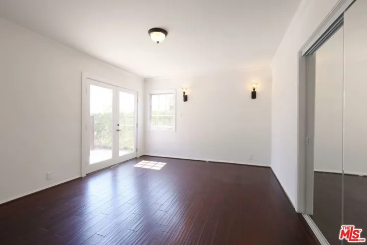 600 Luton Drive, Glendale, California 91206