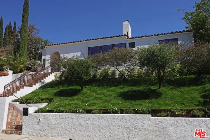 600 Luton Drive, Glendale, California 91206