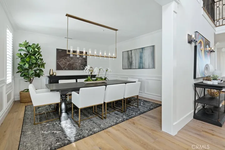 Formal Dining