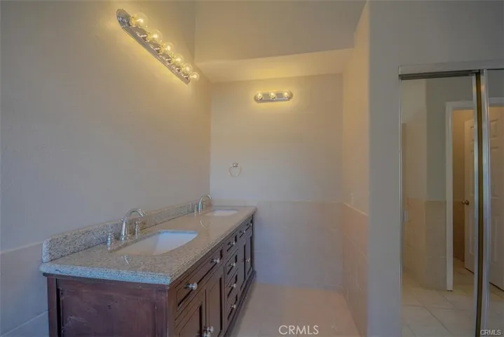 13230 Country Court, Victorville, California 92392