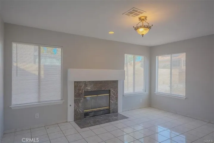 13230 Country Court, Victorville, California 92392