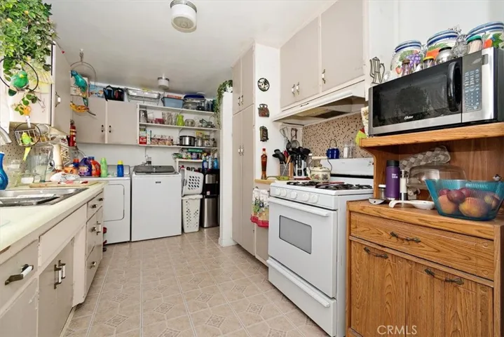 8387 San Clemente Way, Buena Park, California 90620