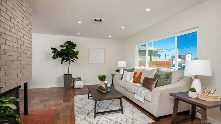 4584 Virginia Ave, San Diego, California 92115