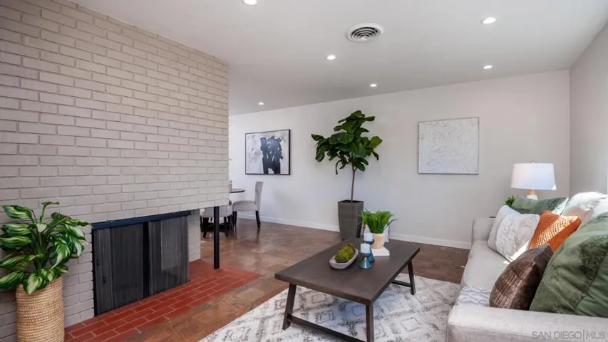 4584 Virginia Ave, San Diego, California 92115