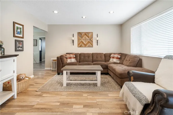 335 W Mayberry Avenue, Hemet, California 92543