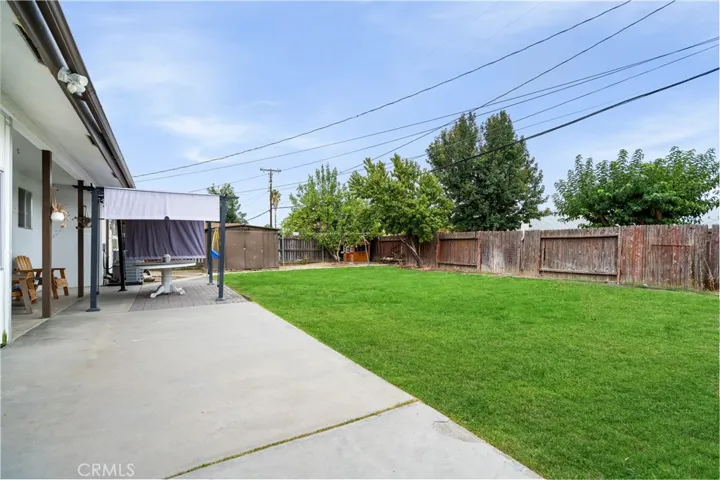 335 W Mayberry Avenue, Hemet, California 92543
