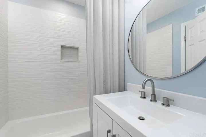4596 Jamboree Street, Oceanside, California 92057