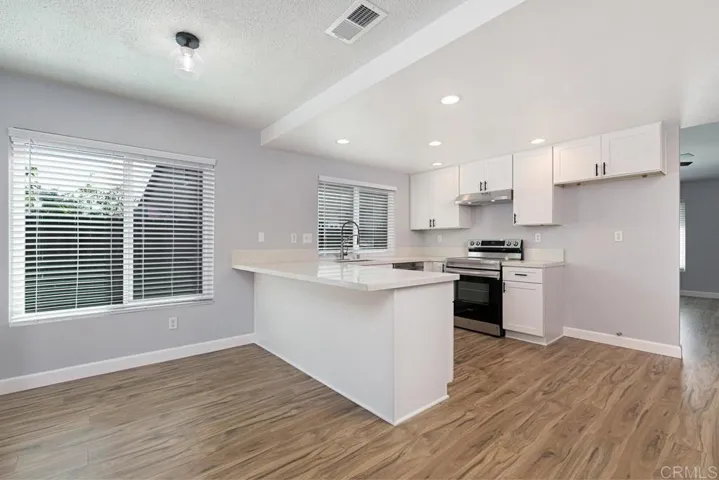 4596 Jamboree Street, Oceanside, California 92057
