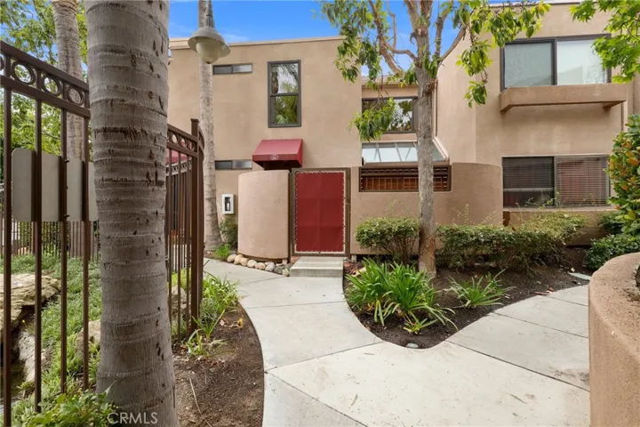 25761 Le Parc 84, Lake Forest, California 92630
