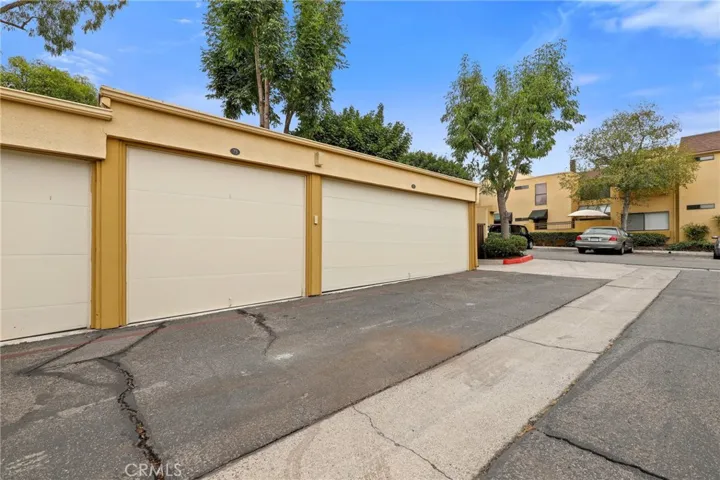 25761 Le Parc 84, Lake Forest, California 92630