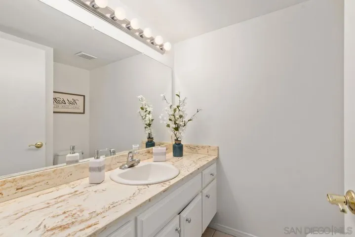 5353 Sunglow Ct, San Diego, California 92117