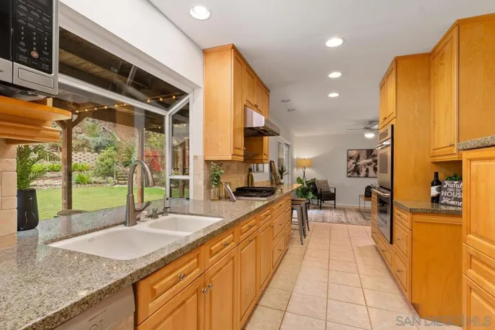 5353 Sunglow Ct, San Diego, California 92117