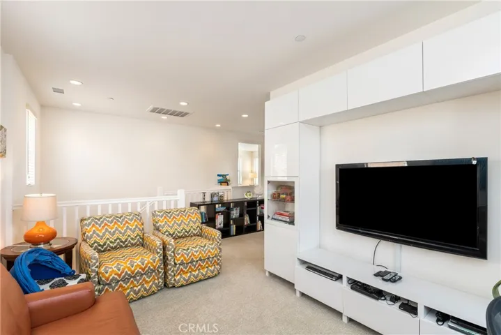 34 Clover, Lake Forest, California 92630