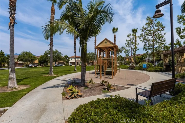 34 Clover, Lake Forest, California 92630