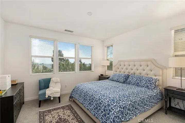 34 Clover, Lake Forest, California 92630