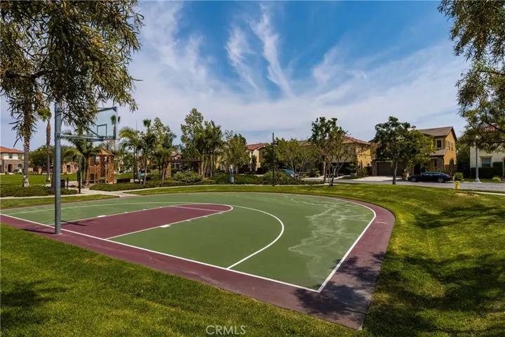 34 Clover, Lake Forest, California 92630