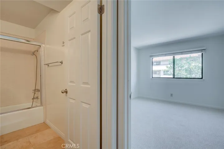6 Santa Cruz Court, Manhattan Beach, California 90266