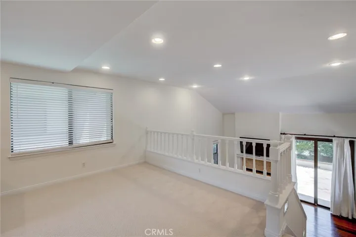 6 Santa Cruz Court, Manhattan Beach, California 90266